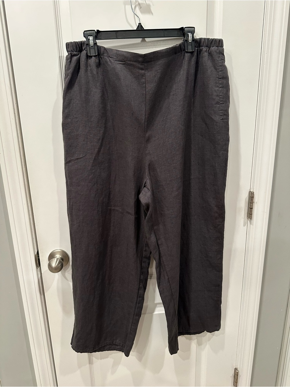 Flax Women's Linen Cropped Pants - Dark Charcoal